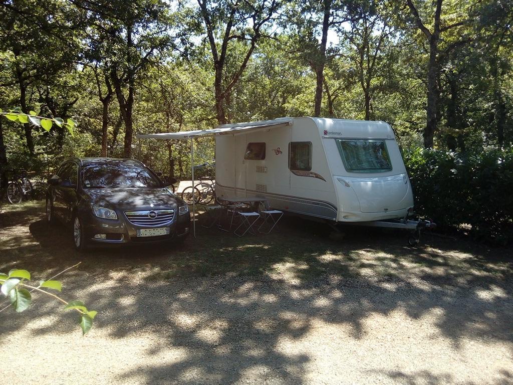 Camping Au Bois Dormant Hotel Chauffour-sur-Vell Buitenkant foto
