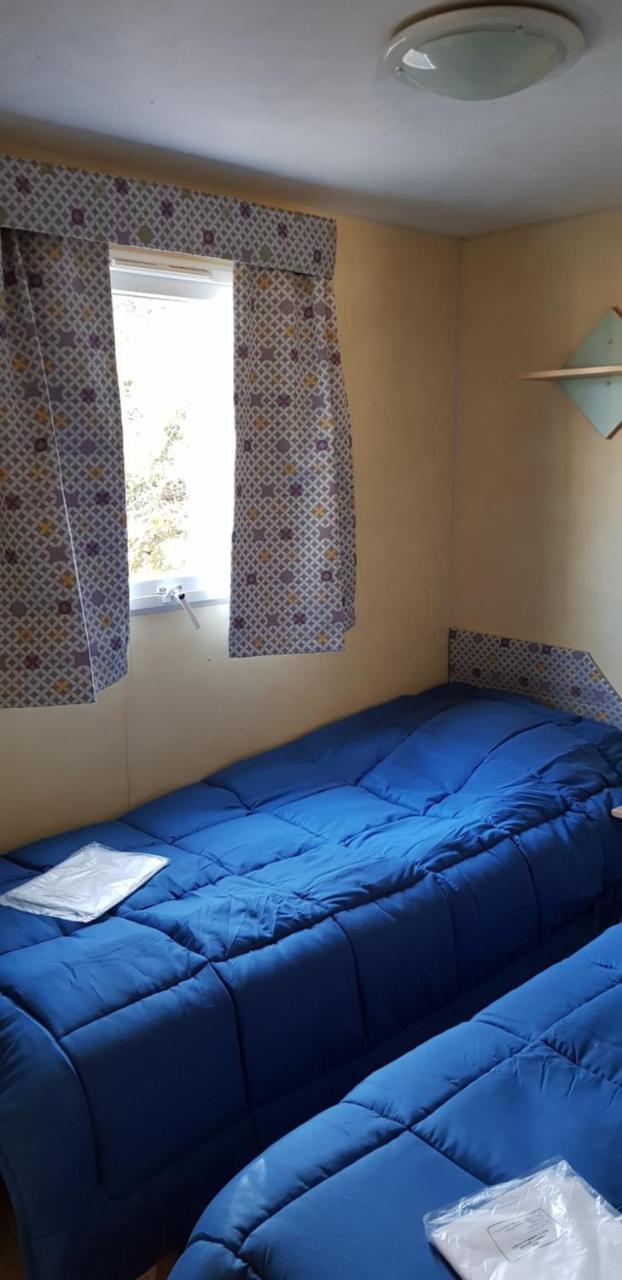 Camping Au Bois Dormant Hotel Chauffour-sur-Vell Buitenkant foto